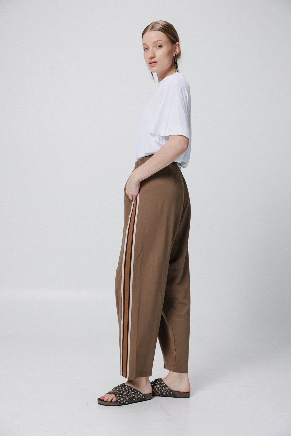 Change Camel Striped Bottoms