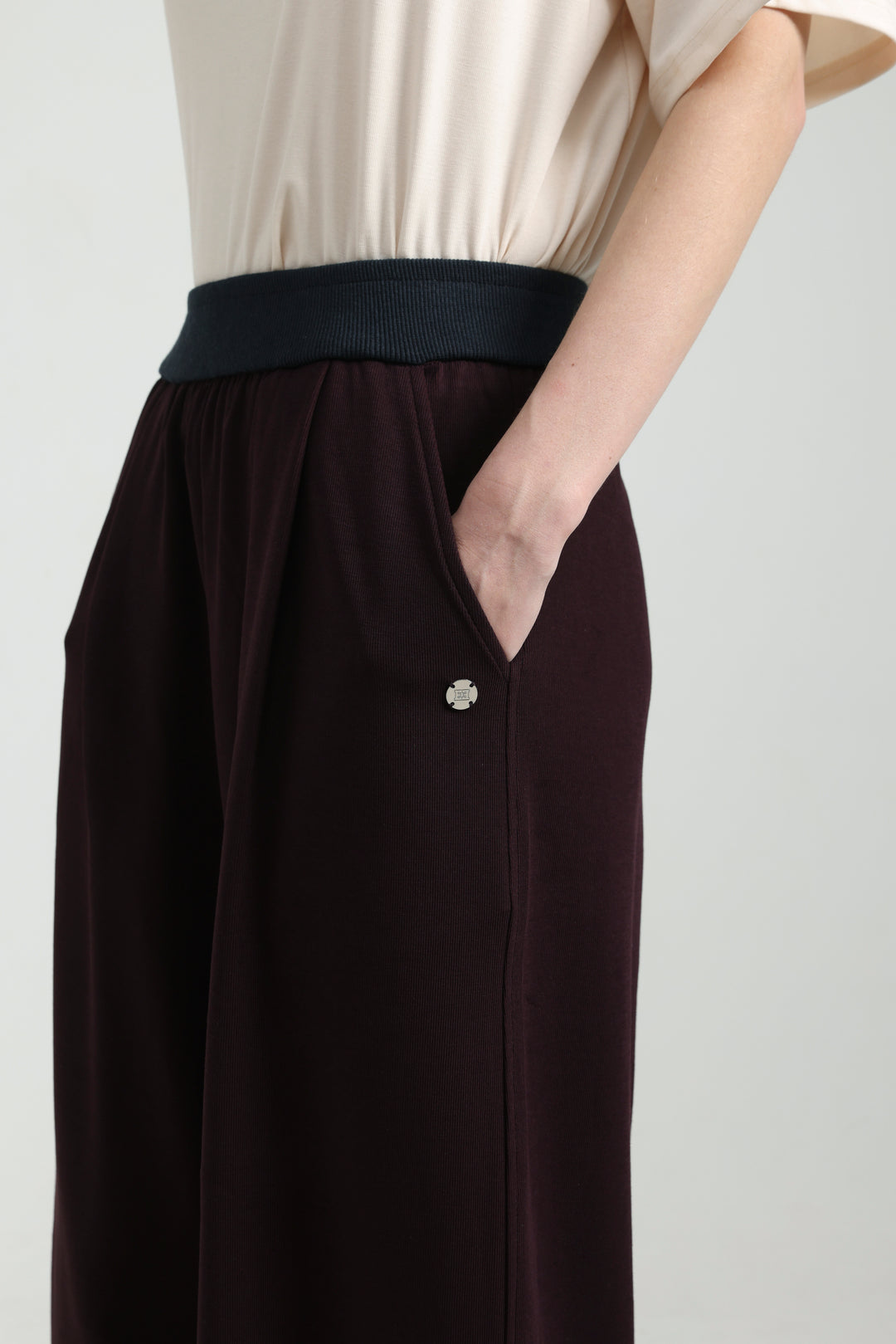 Foreign Wine Bottoms