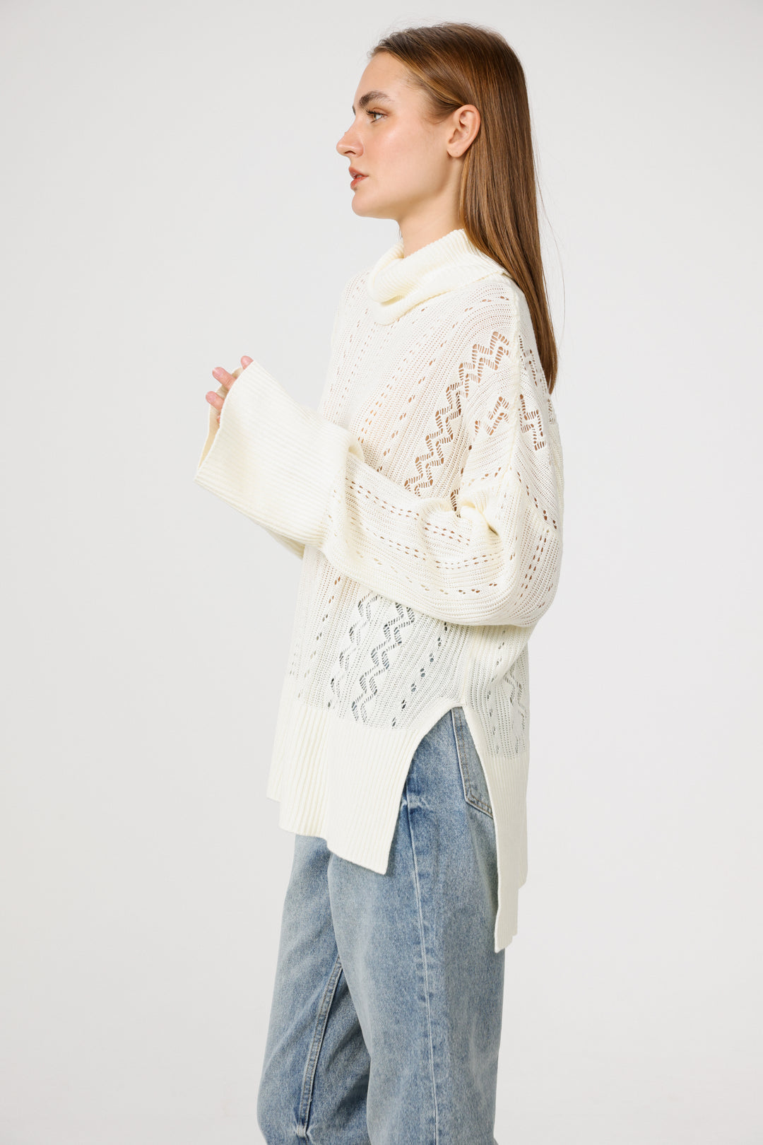 סוודר שמנת עם שרוול רחב Still Cream Jumper
