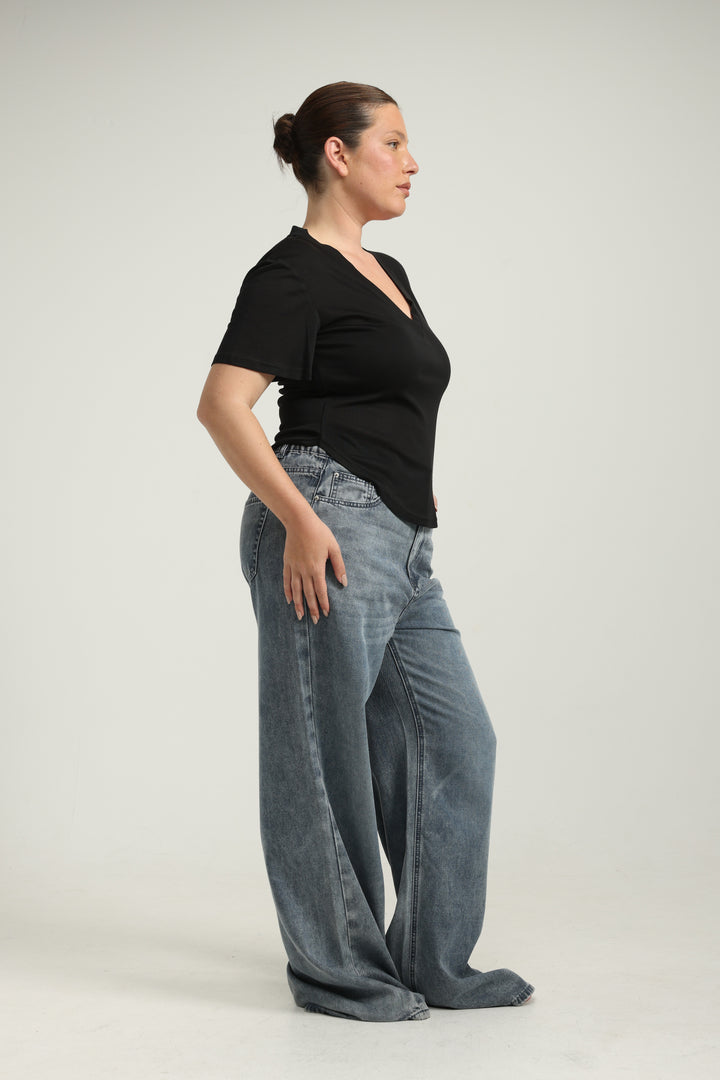 Clean23 Navy V T-Shirt