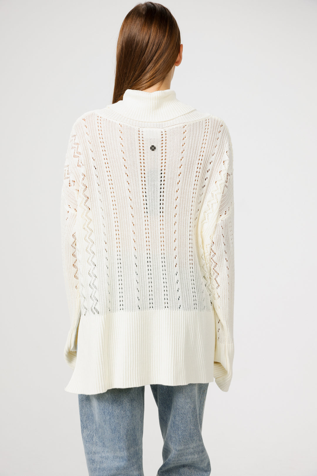 סריג שמנת גב Still Cream Jumper
