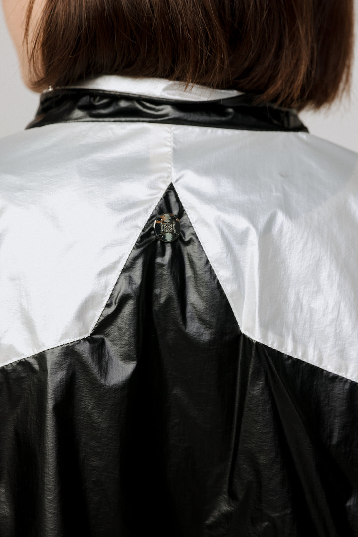 ג'קט ניילון מעוצב סיסטרז Black Nylon Jacket 