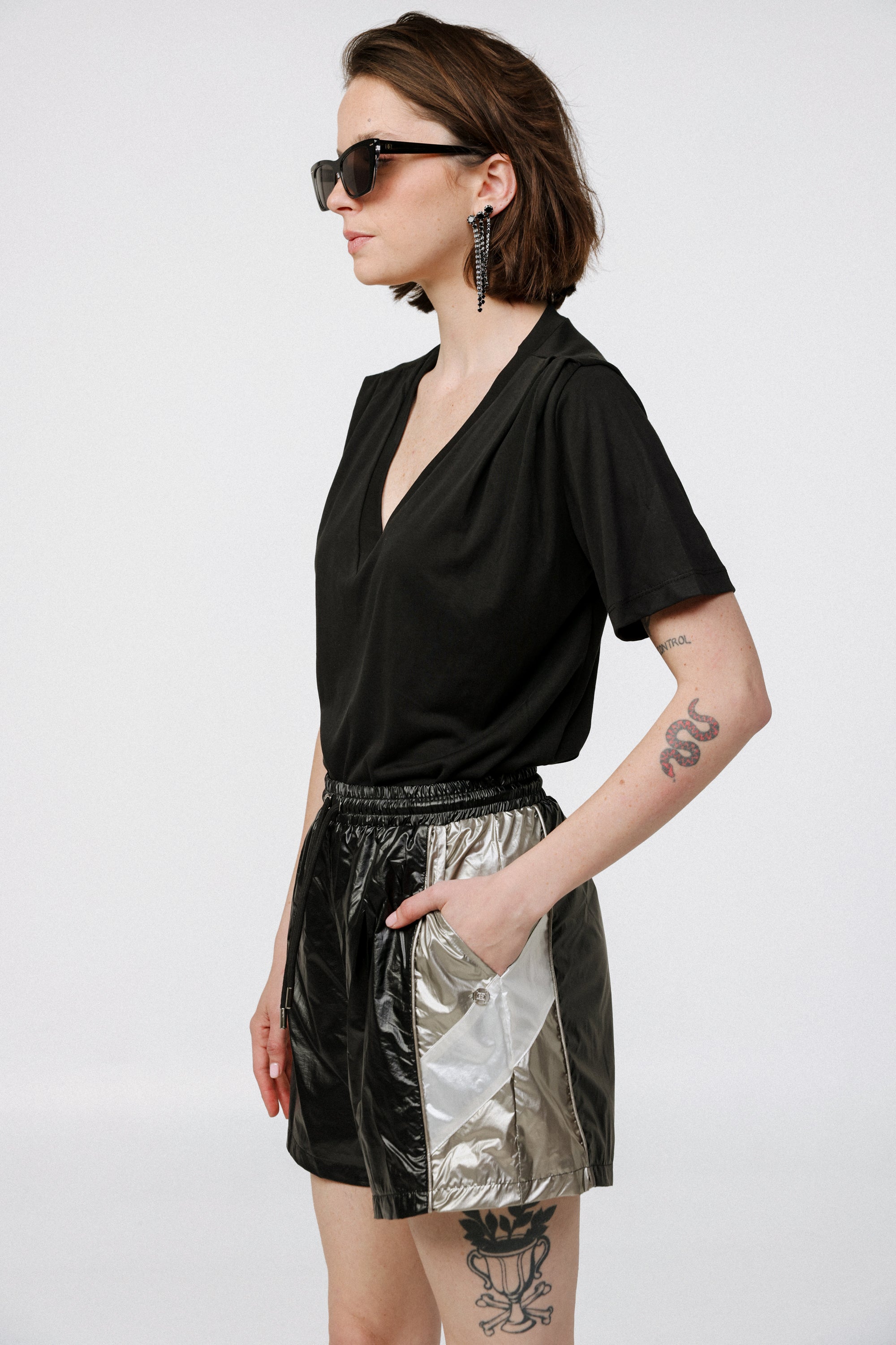 Nylon Black Shorts – SEESTARZ