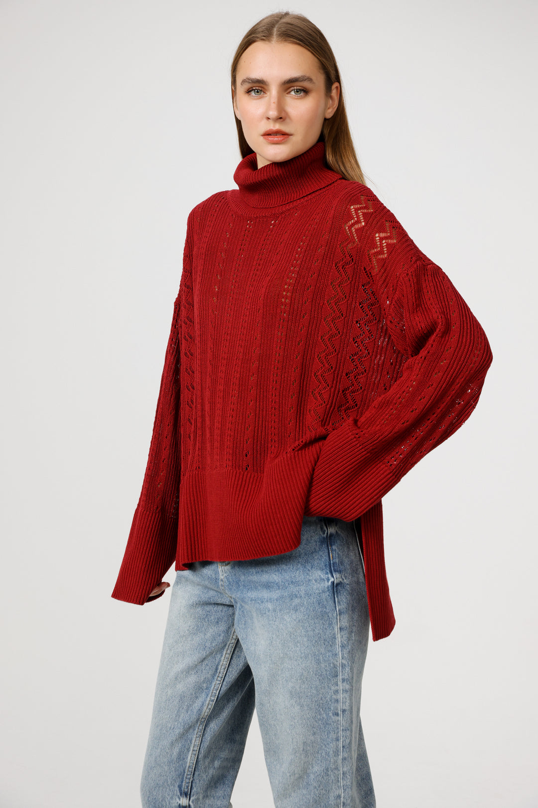 סוודר אדום עם צווארון גולף Still Wine Jumper