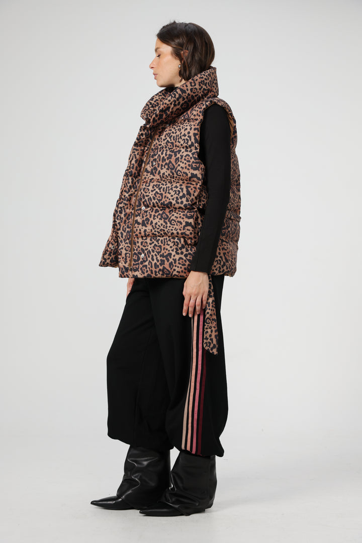 ווסט מנומר 100% ניילון Quilted Leopard Vest