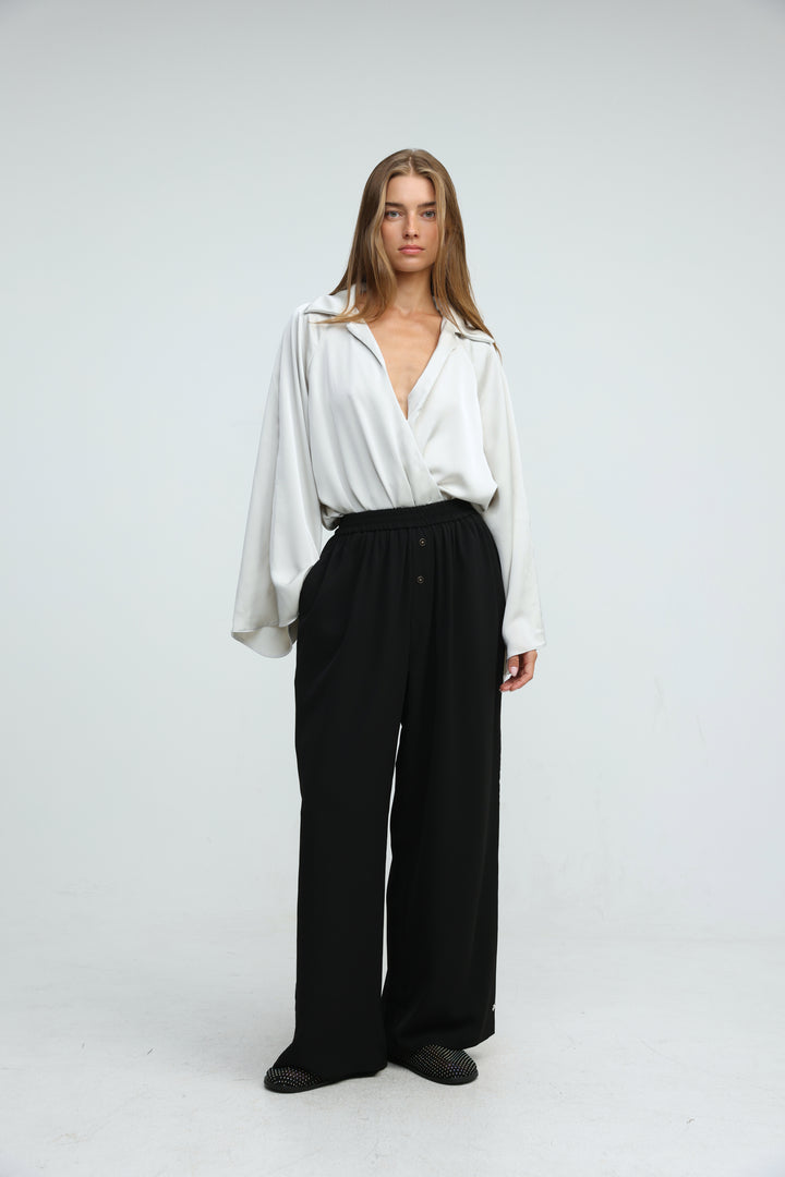 Breeze Black Bottoms
