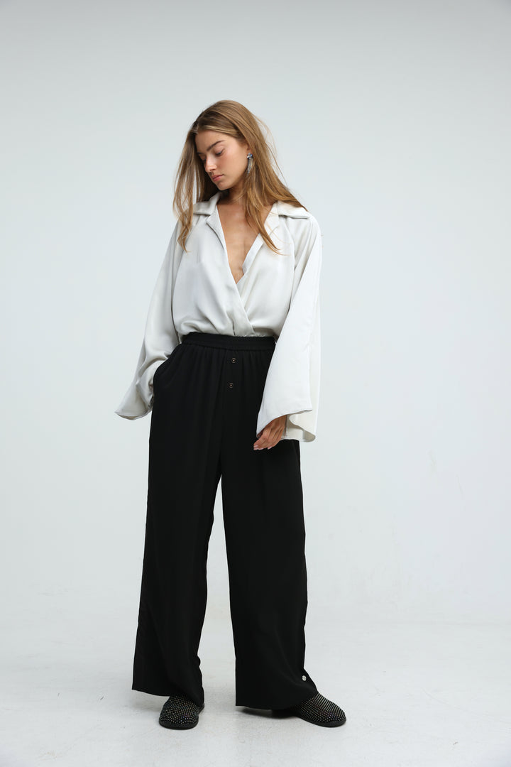 Breeze Black Bottoms