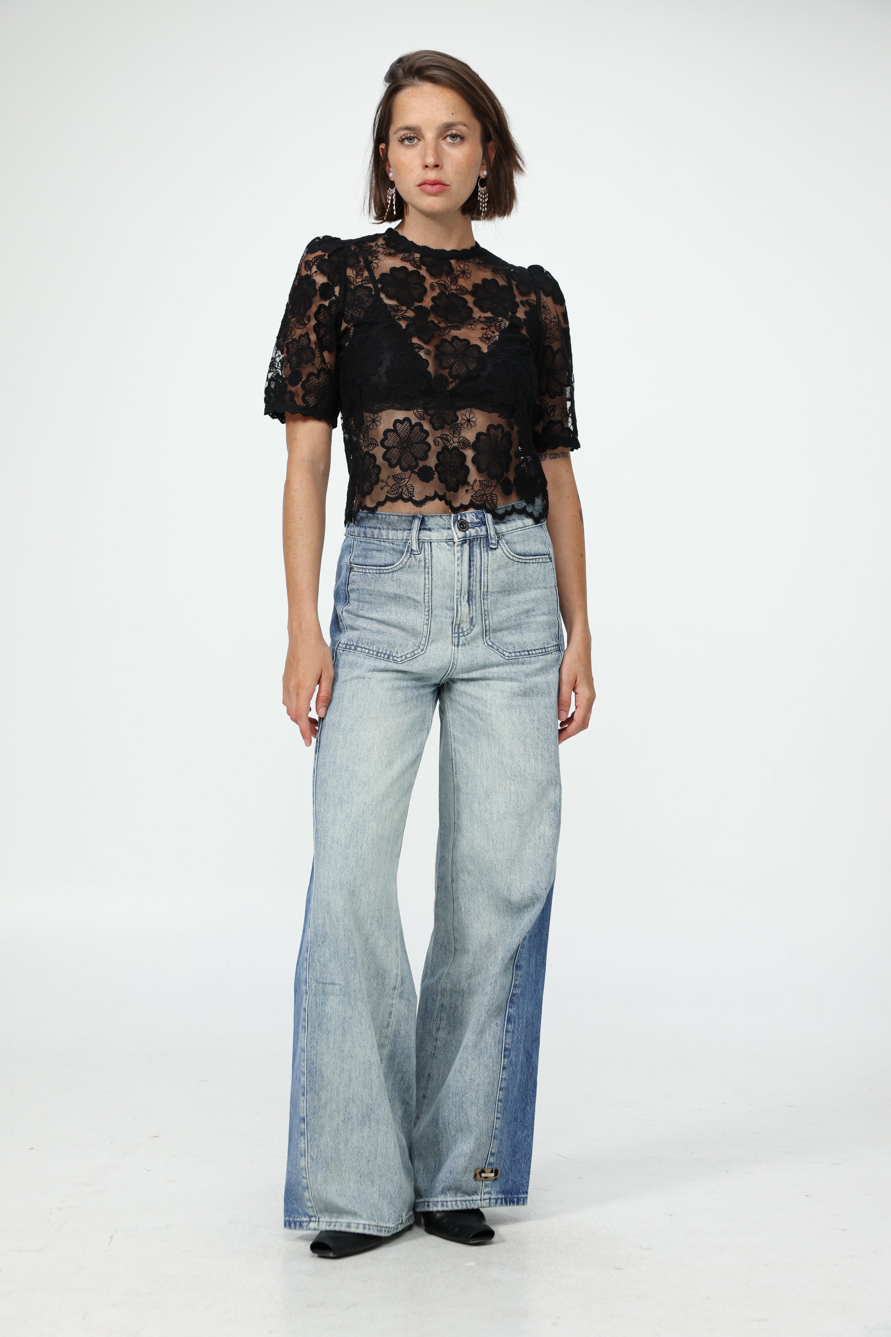 Floral Lace Black T-Shirt – SEESTARZ