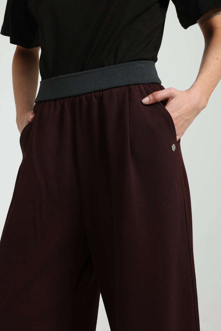 Foreign Brown Bottoms