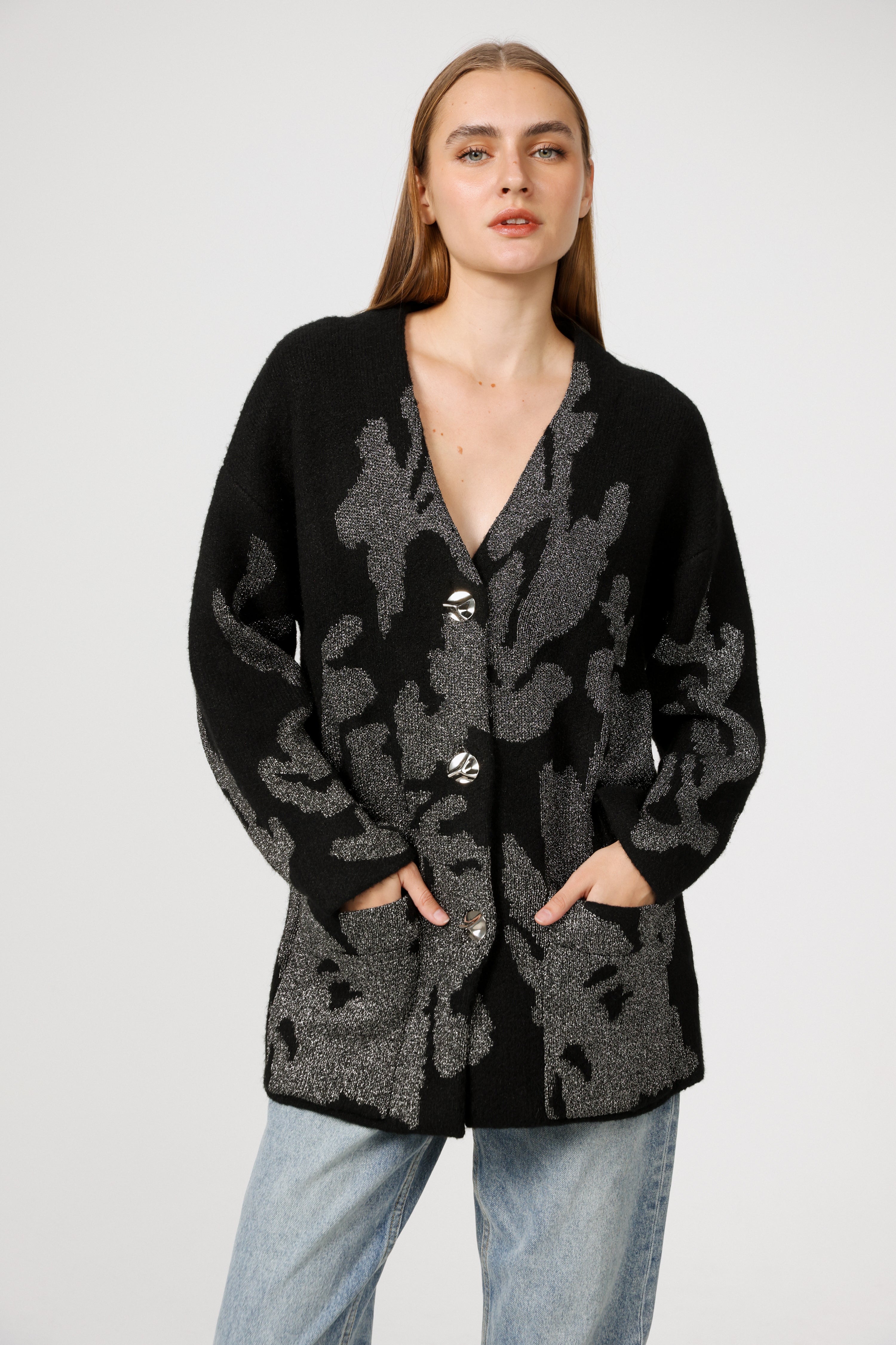 Midnight Black Cardigan – SEESTARZ