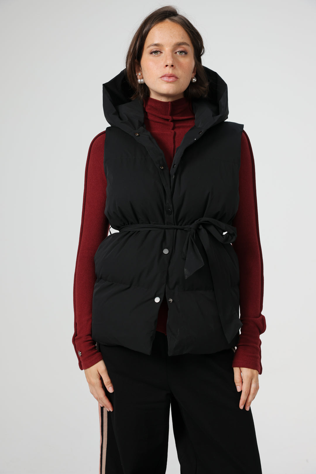 וסט שחור מרופד Quilted Black Vest