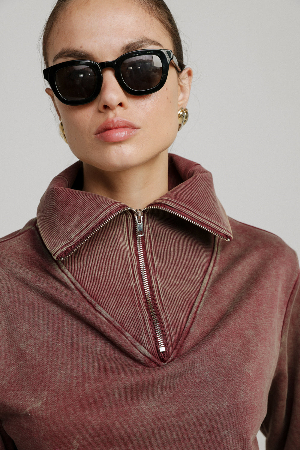 Asa Wine Zippered Sweatshirt