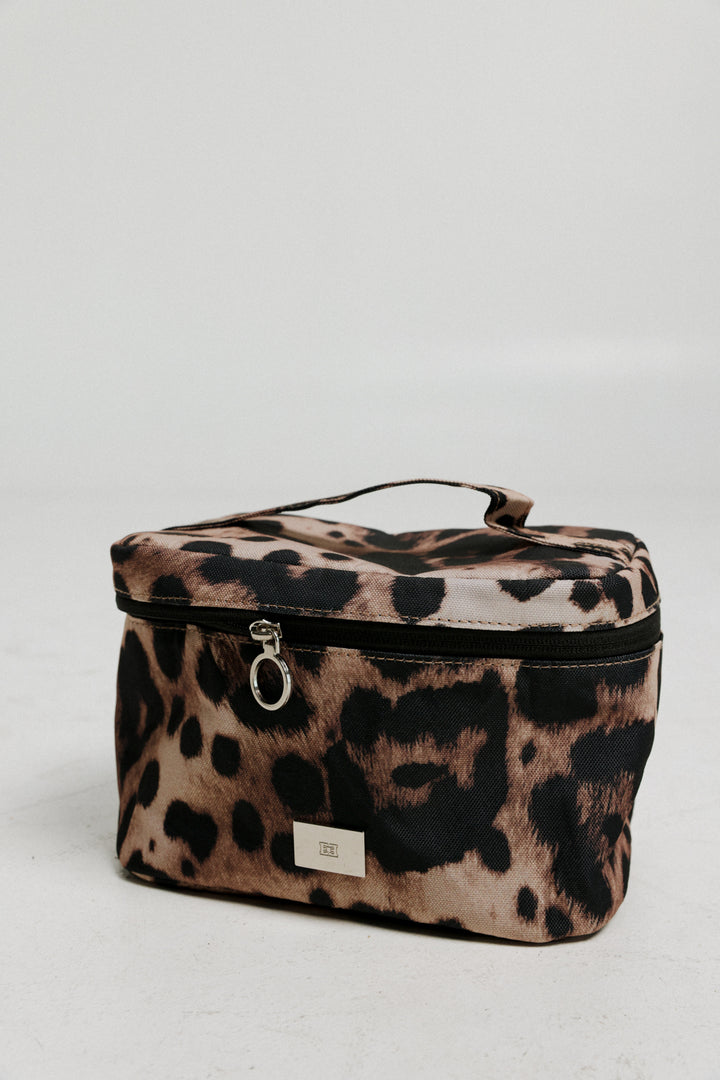 Medium Leopard Makeup Bag