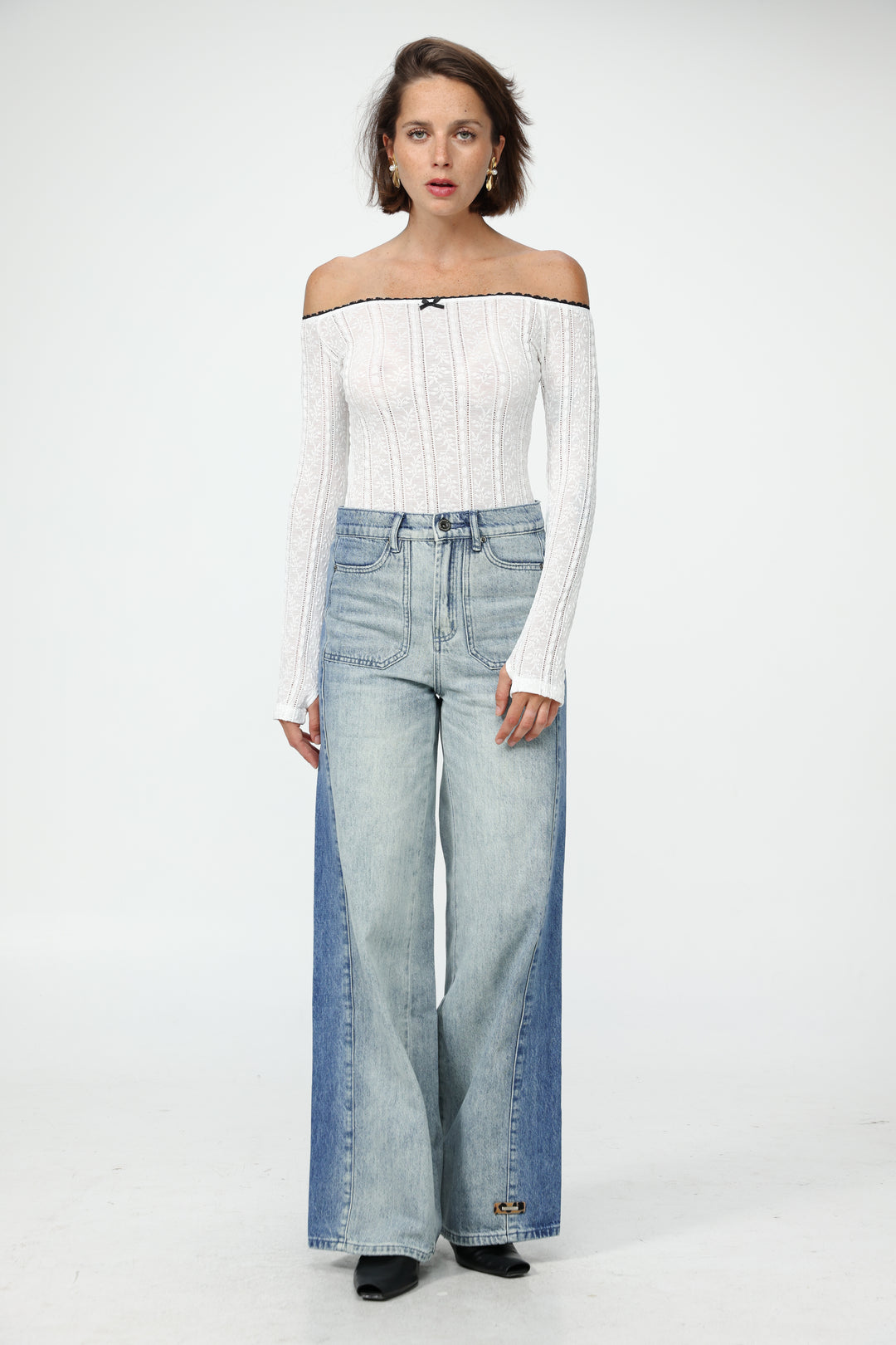 Pointed Cream Mix Off Shoulder Shirt