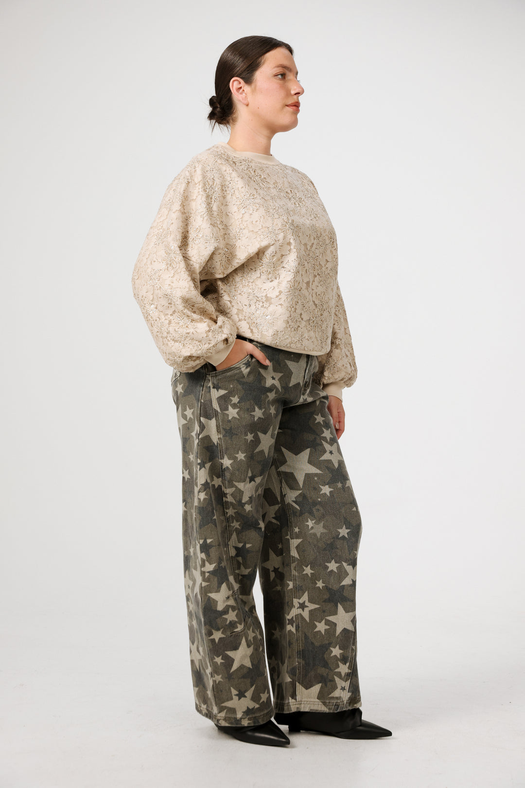 Champagne Black Sweatshirt