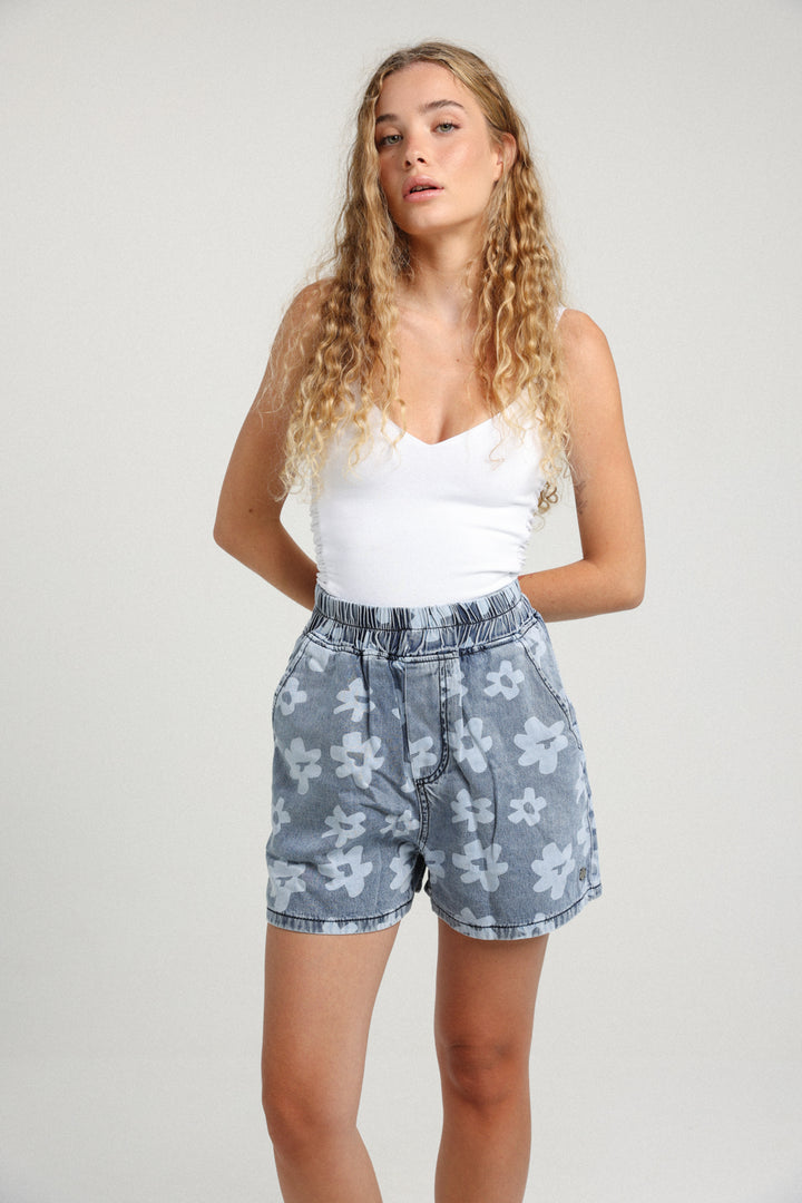 Flower Light Denim Short Bottoms