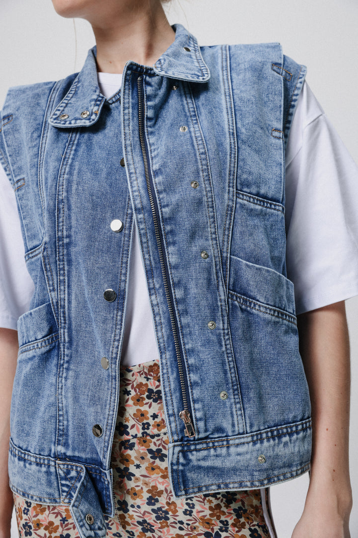 Vesty Blue Denim Vest