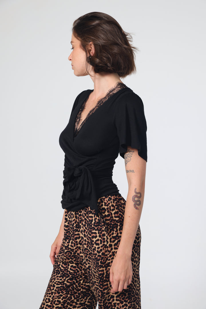 Hug Black Wrap T-Shirt