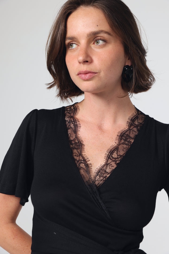 Hug Black Wrap T-Shirt