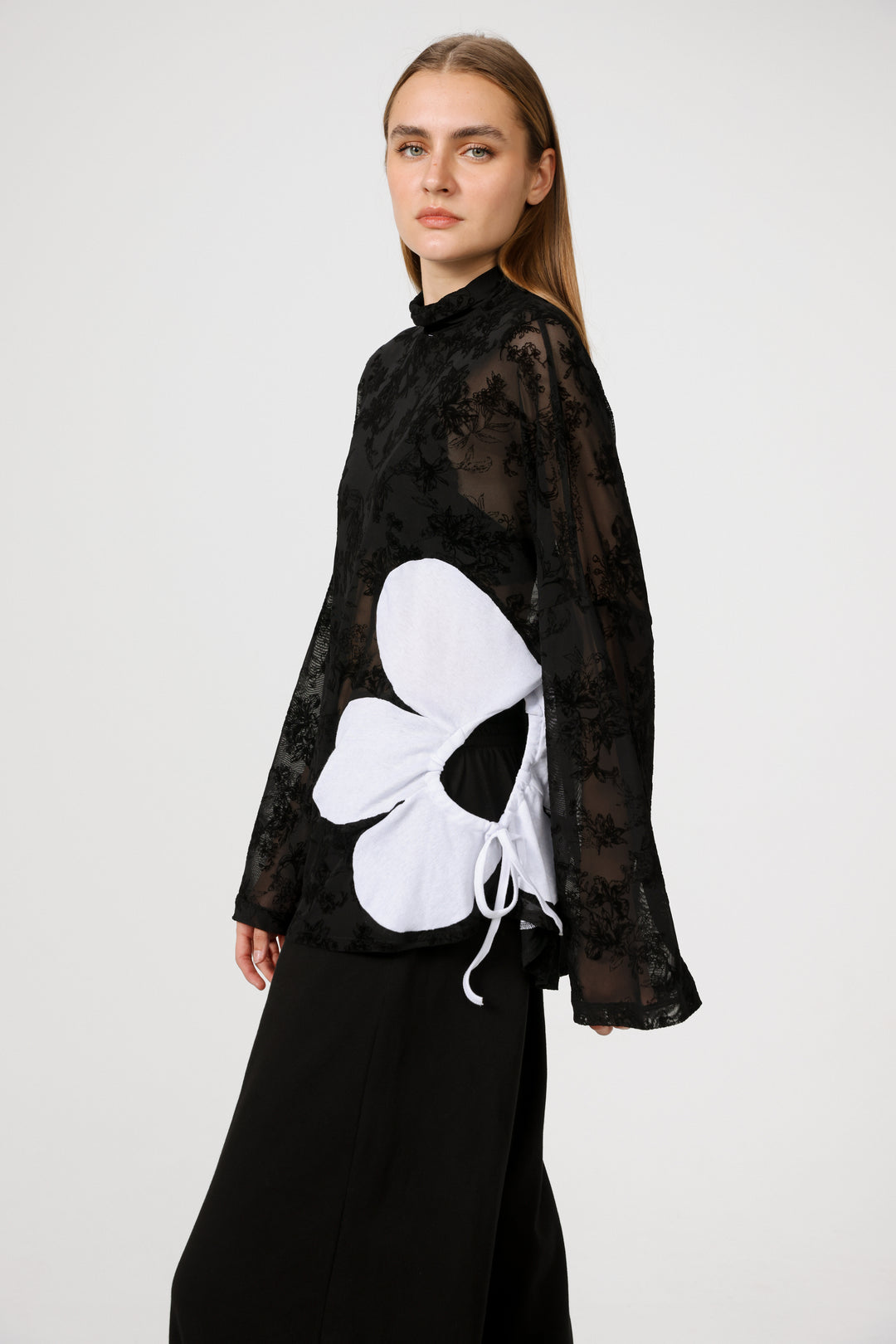 Winding Black Jumper