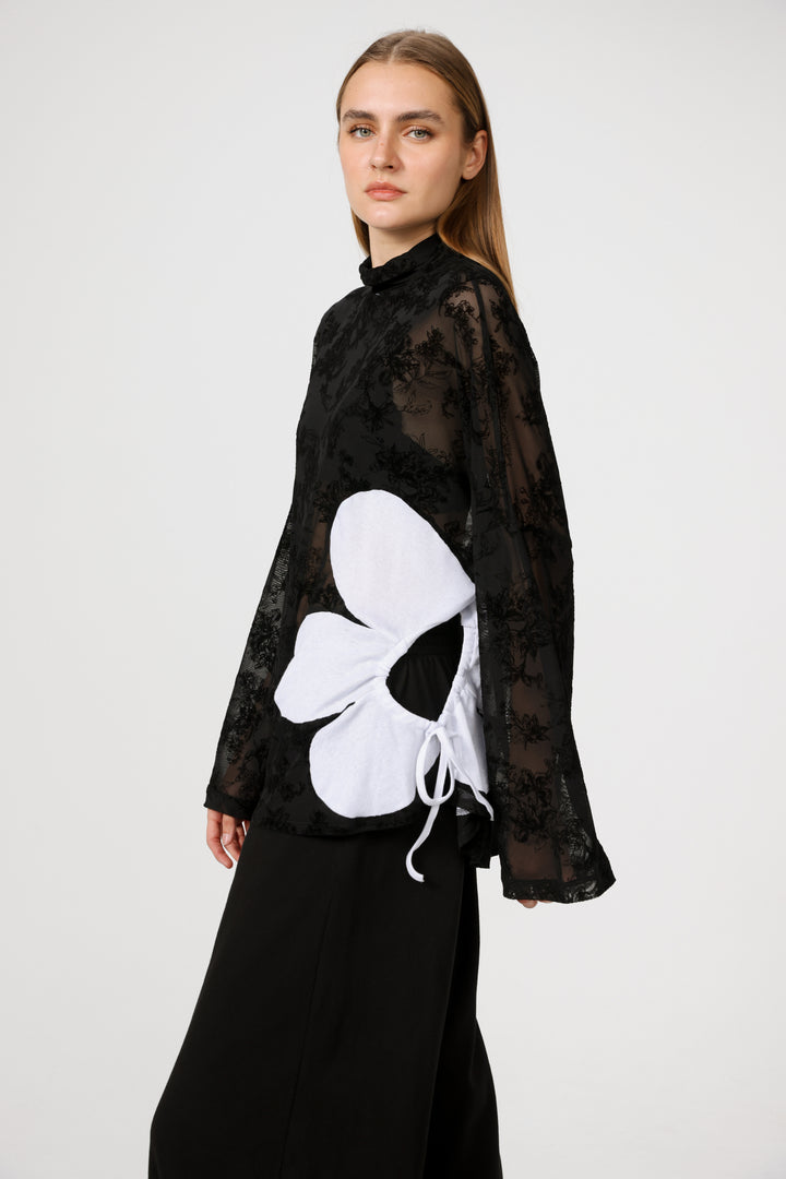 Winding Black Jumper