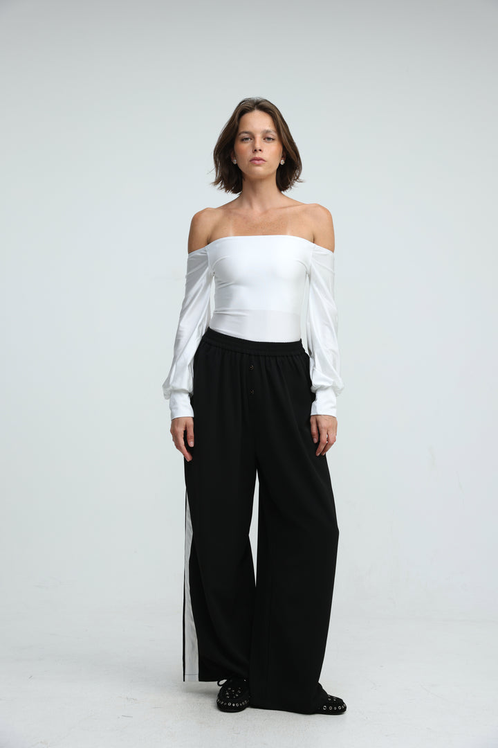 Breeze Black/White Bottoms
