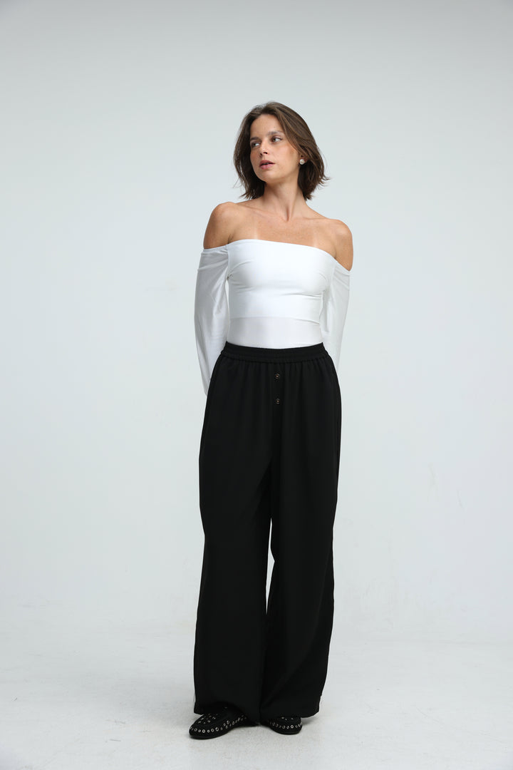 Breeze Black/White Bottoms