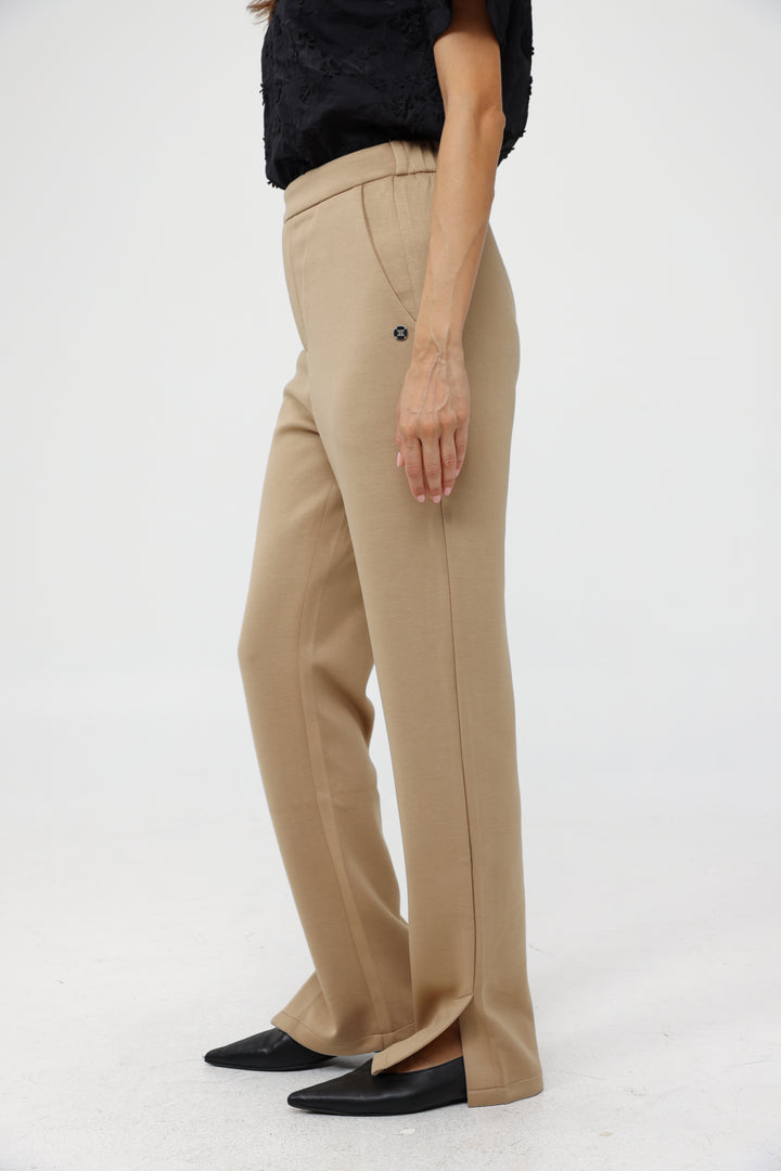 Chat Camel Bottoms