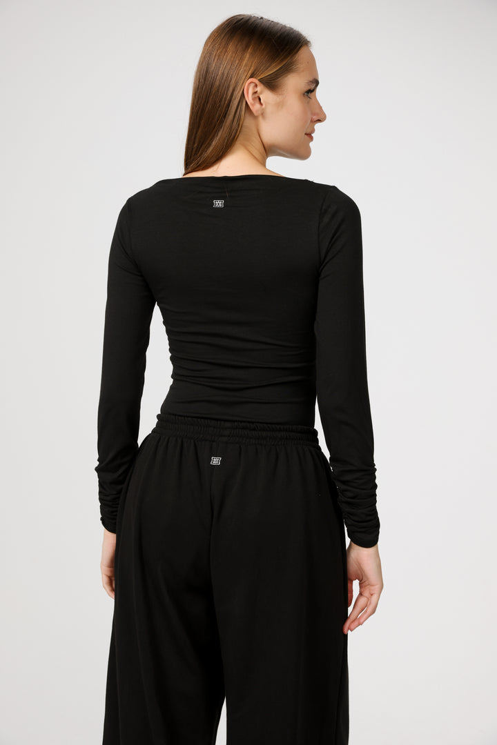 Can Black Shirt