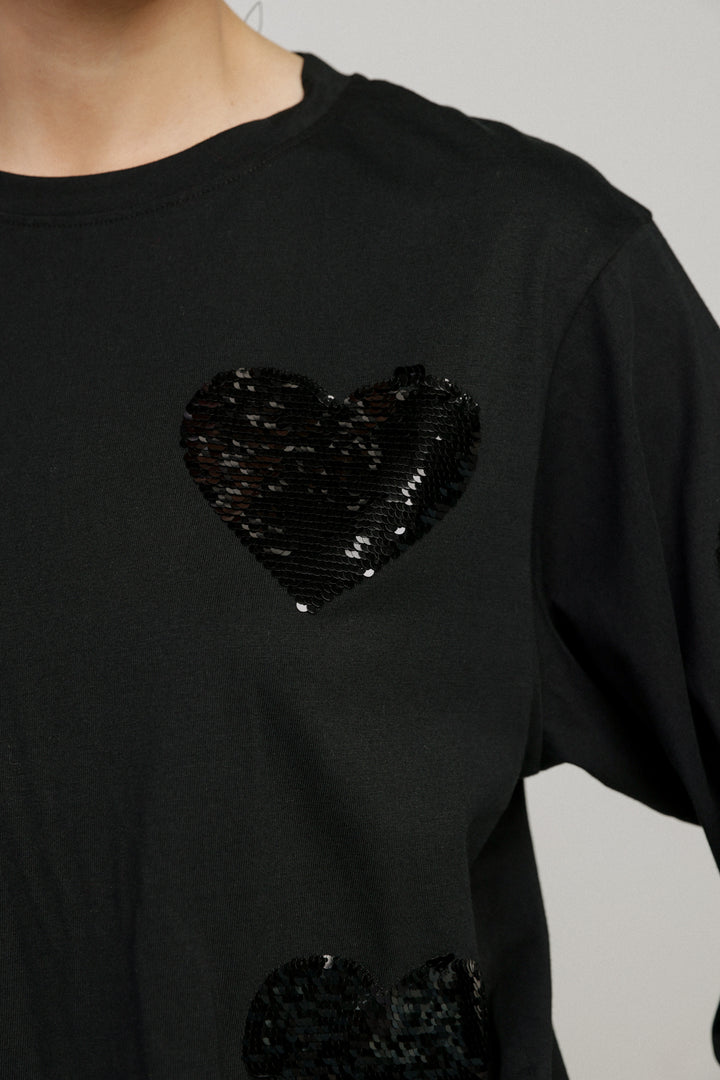 Sequins Heart Black Shirt