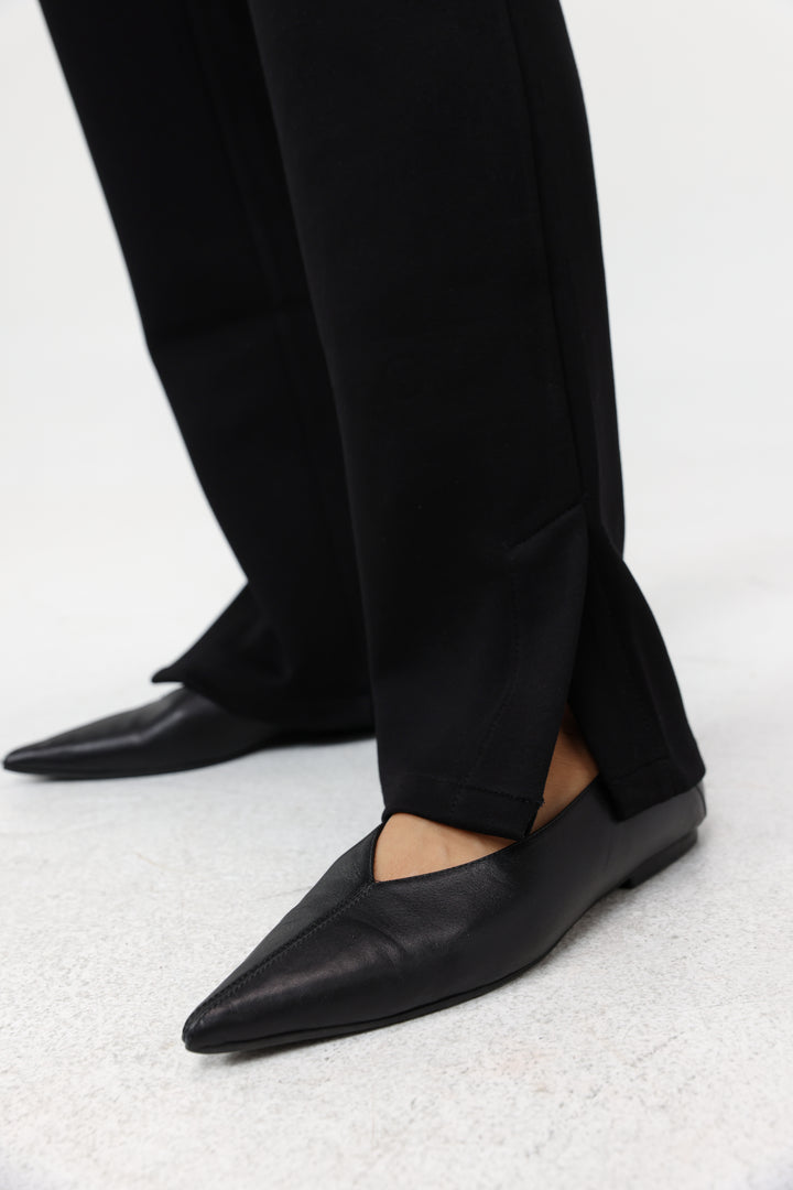 Chat Black Bottoms