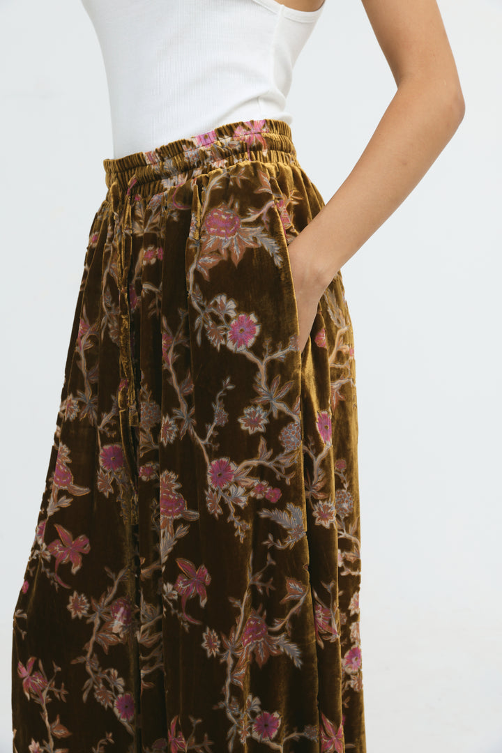 Floral Velvet Brown Balloon Bottoms