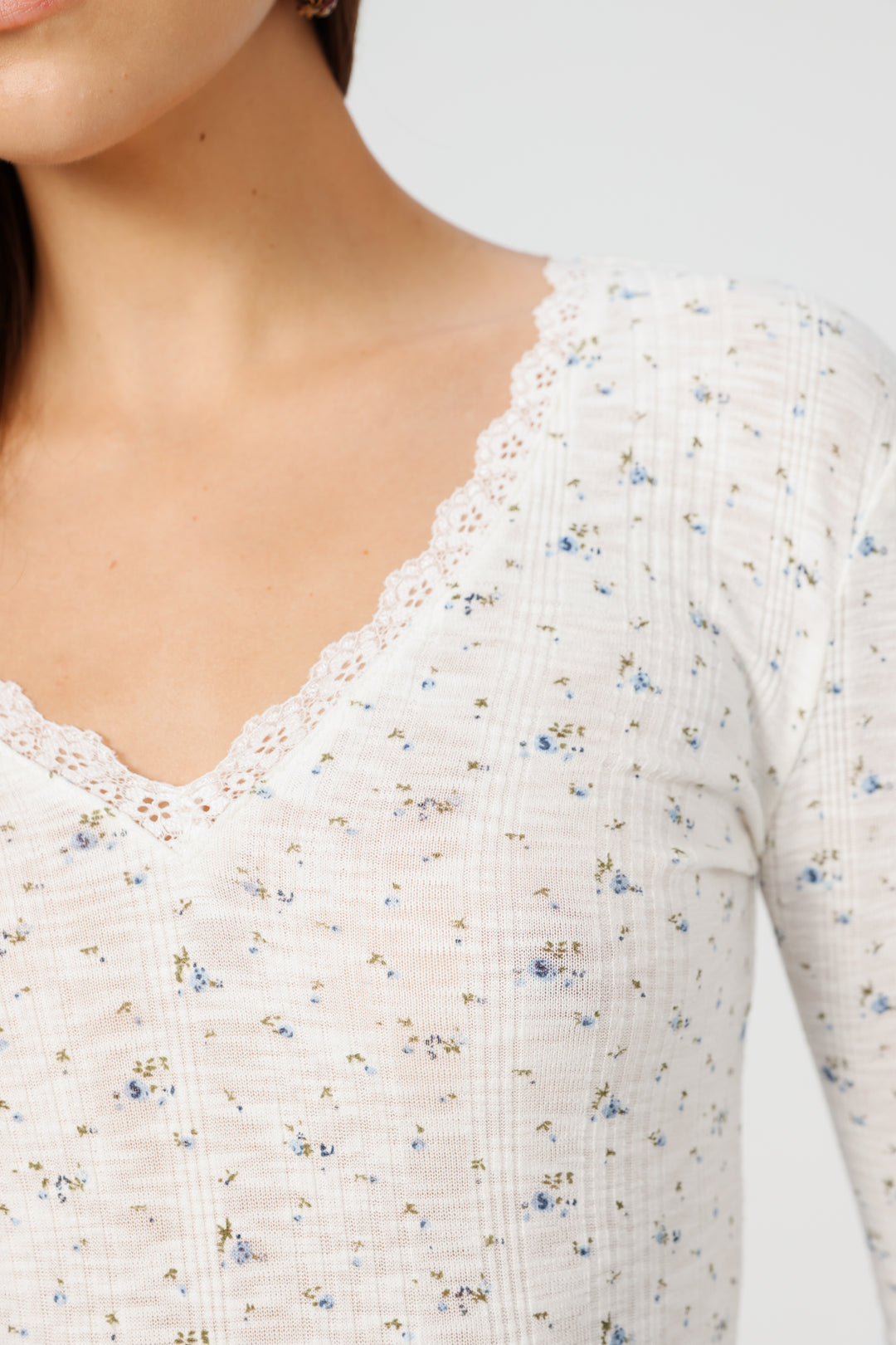 Impossible Cream V Shirt