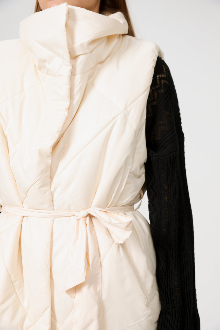 Find Cream Quilted Vest