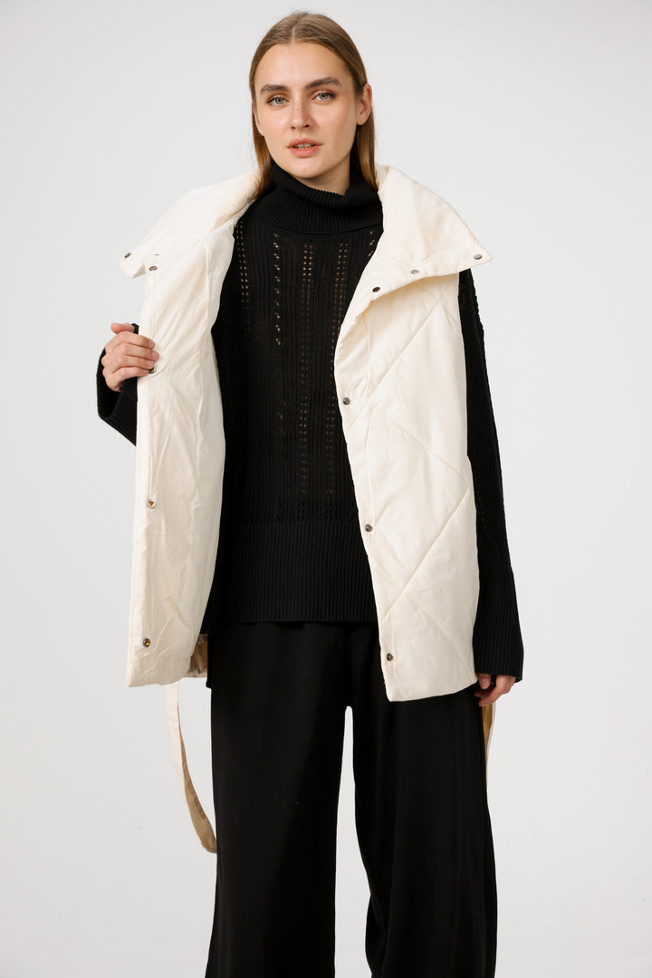 Find Cream Quilted Vest