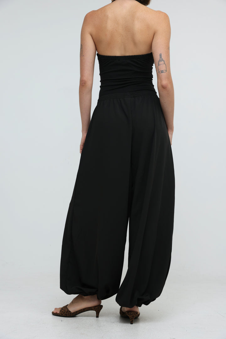 Fluid Black Balloon Bottoms
