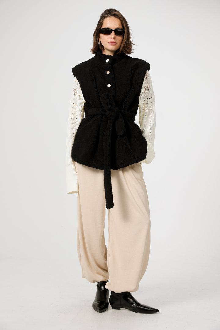 Coziness Black Vest