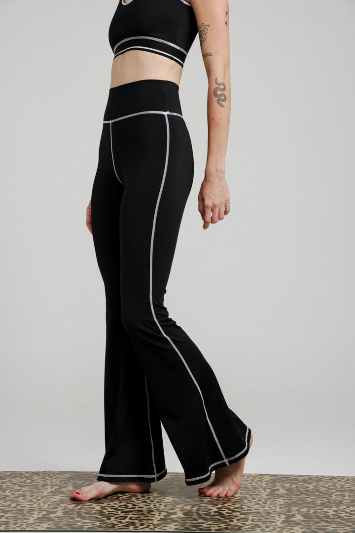 Hershko Black Flared Leggings