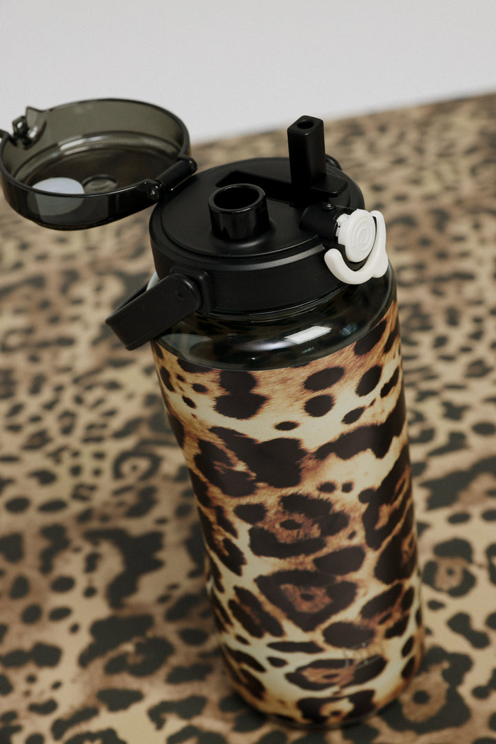 Leopard Water Bottle בקבוק מנומר 2 ליטר גדול עם ידית נשיאה