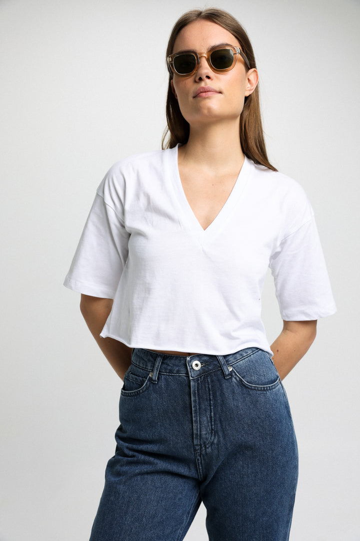 V Crop White T-shirt