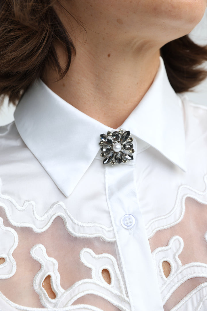 Black Crystal Pearl Flower Button