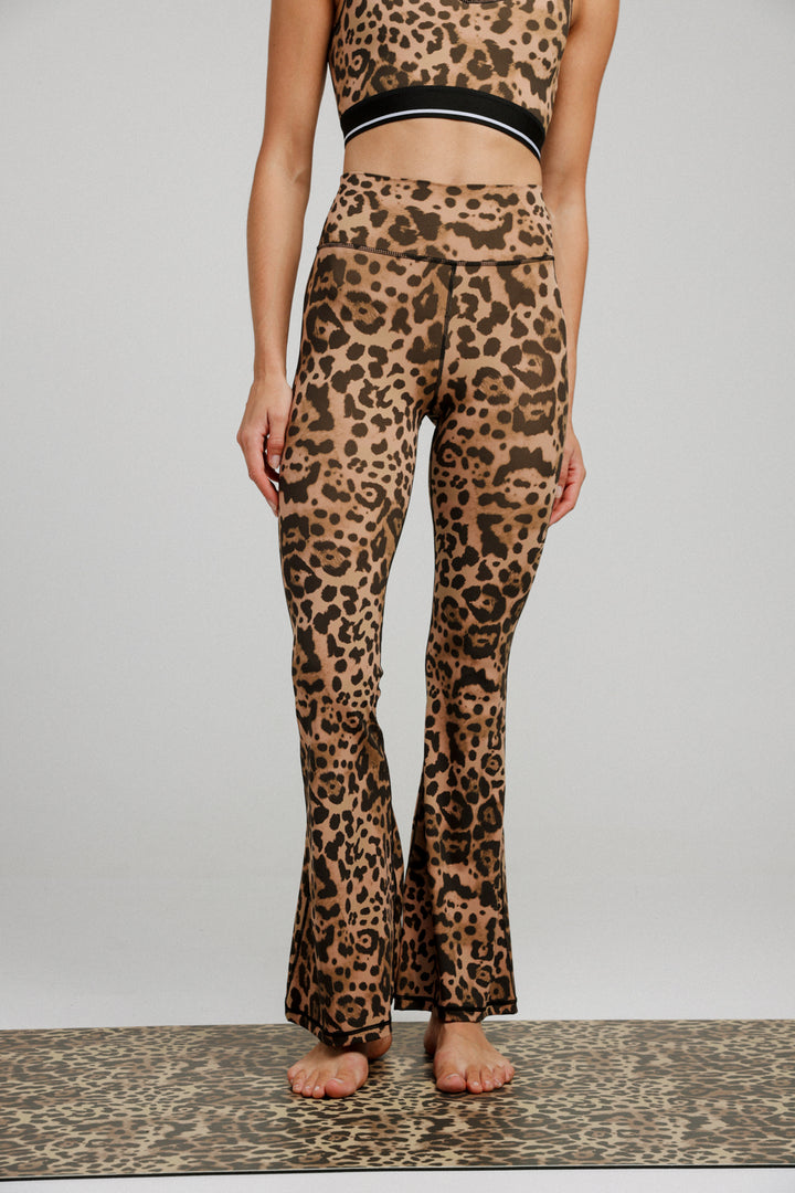 Hershko Leopard Flared Leggings