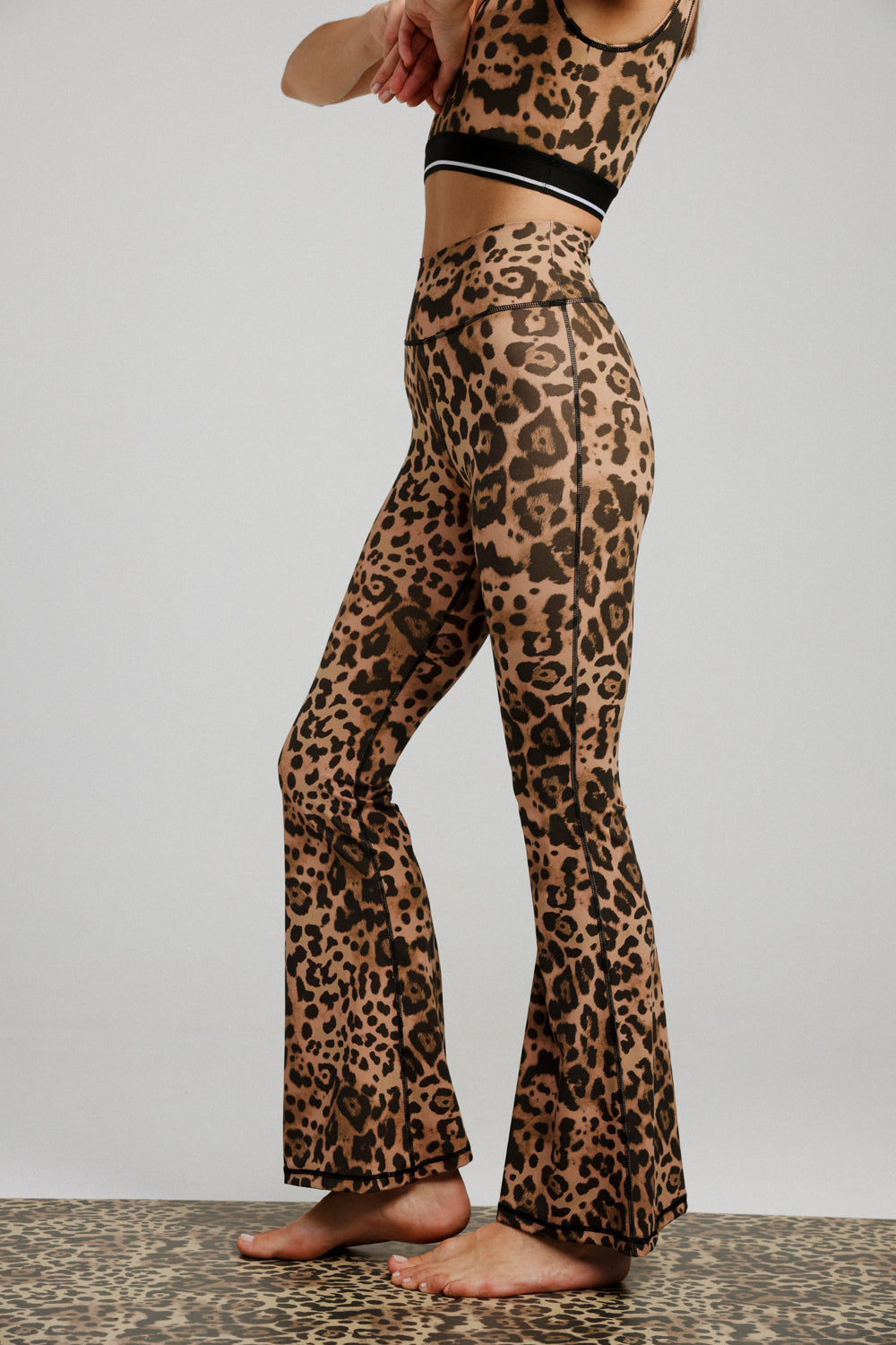 Hershko Leopard Flared Leggings