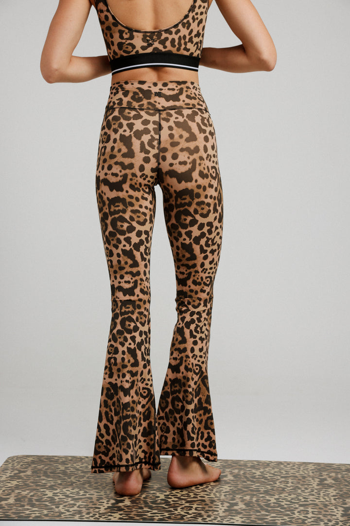 Hershko Leopard Flared Leggings