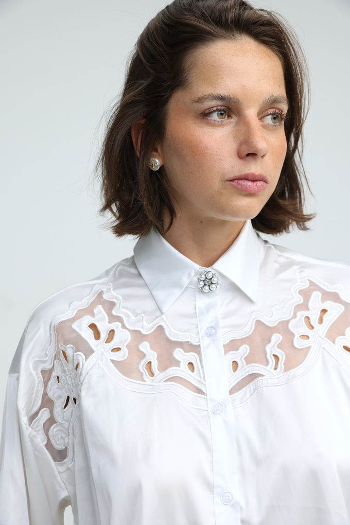 Pearl Crystal Floral Button