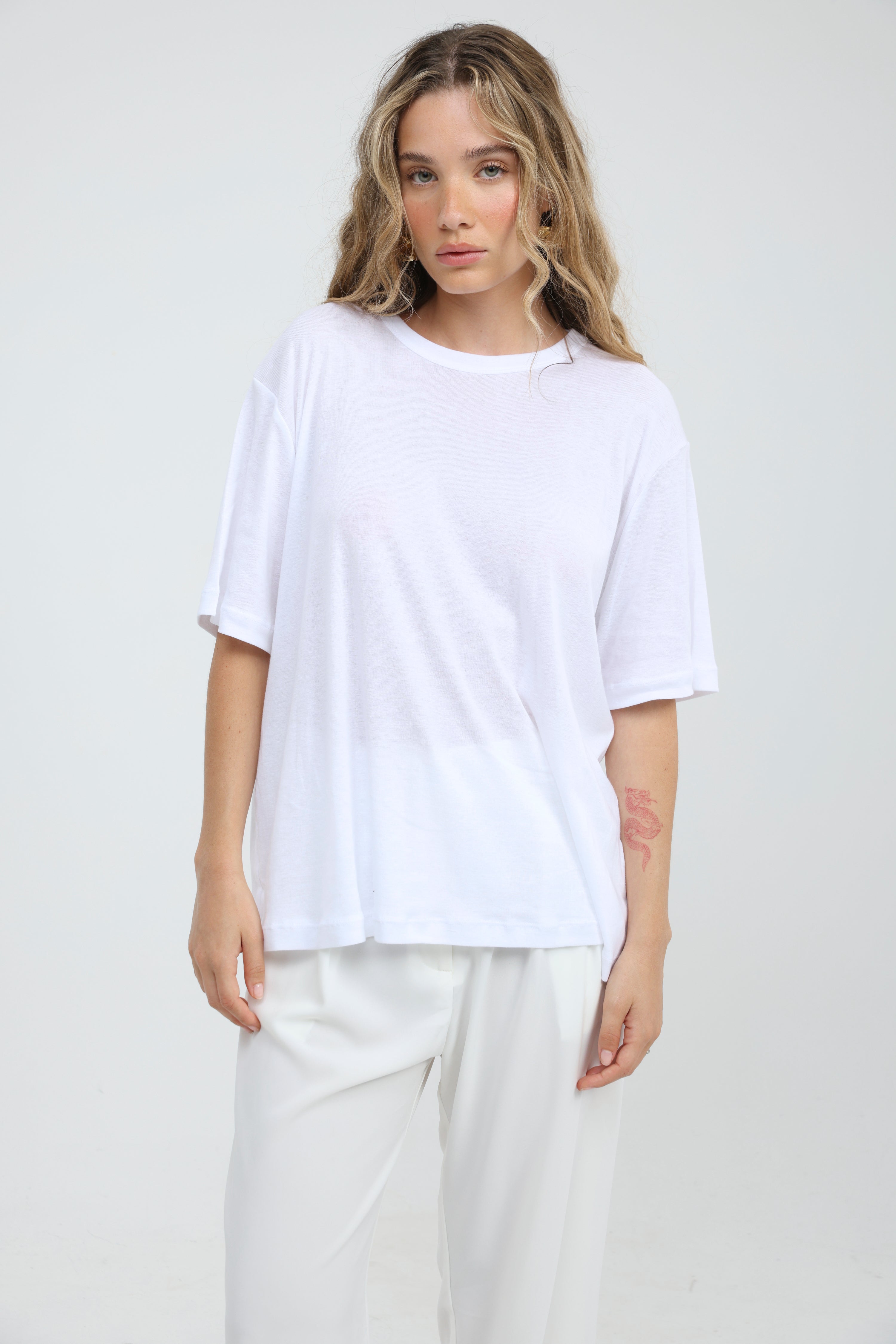 Oversized White T-Shirt – SEESTARZ