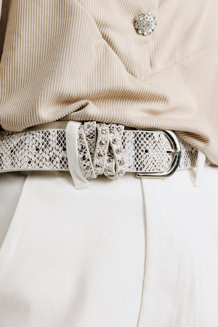 חגורת עור כסופה לנשים Silver Snake Belt