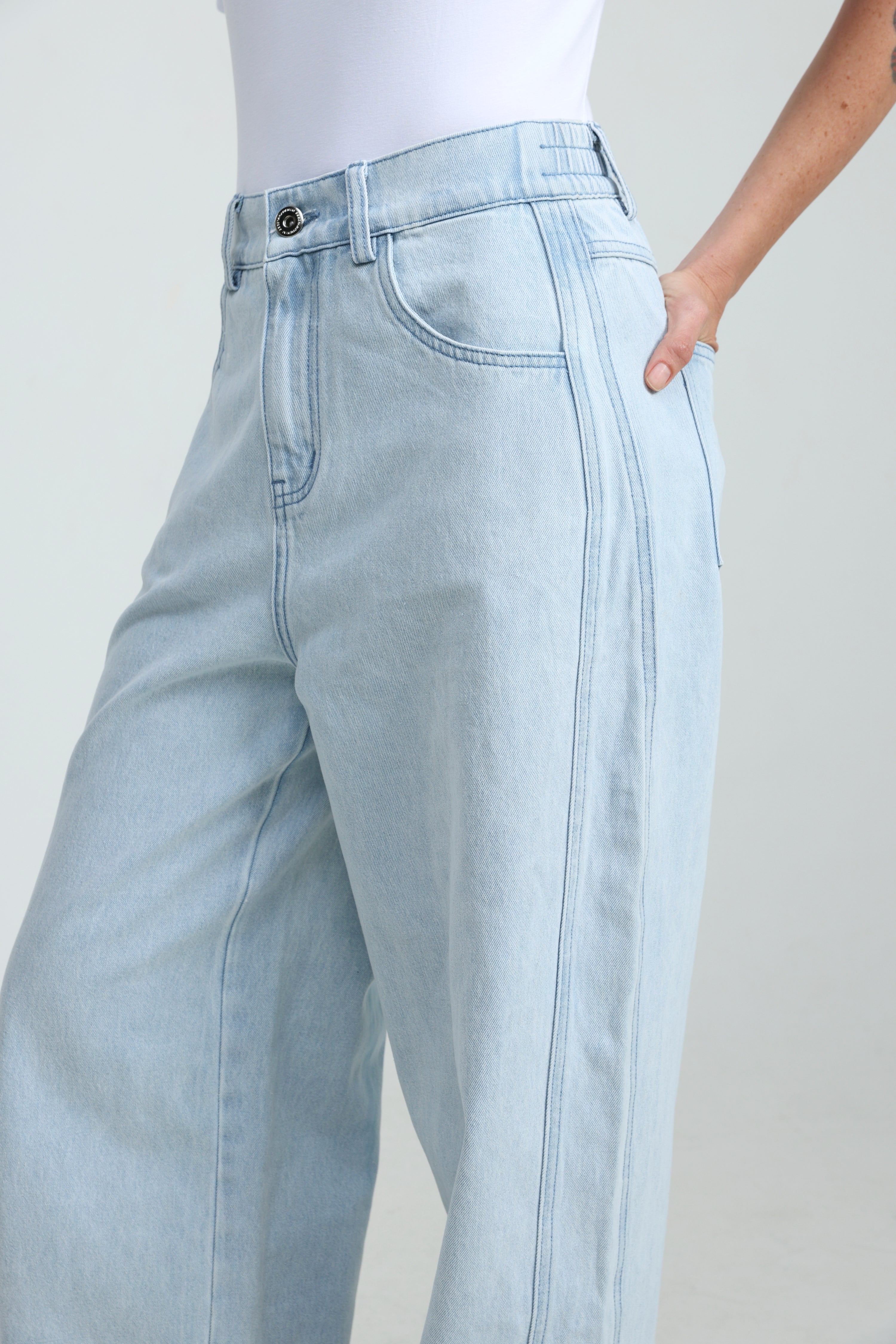 Guri Light Blue Denim – SEESTARZ