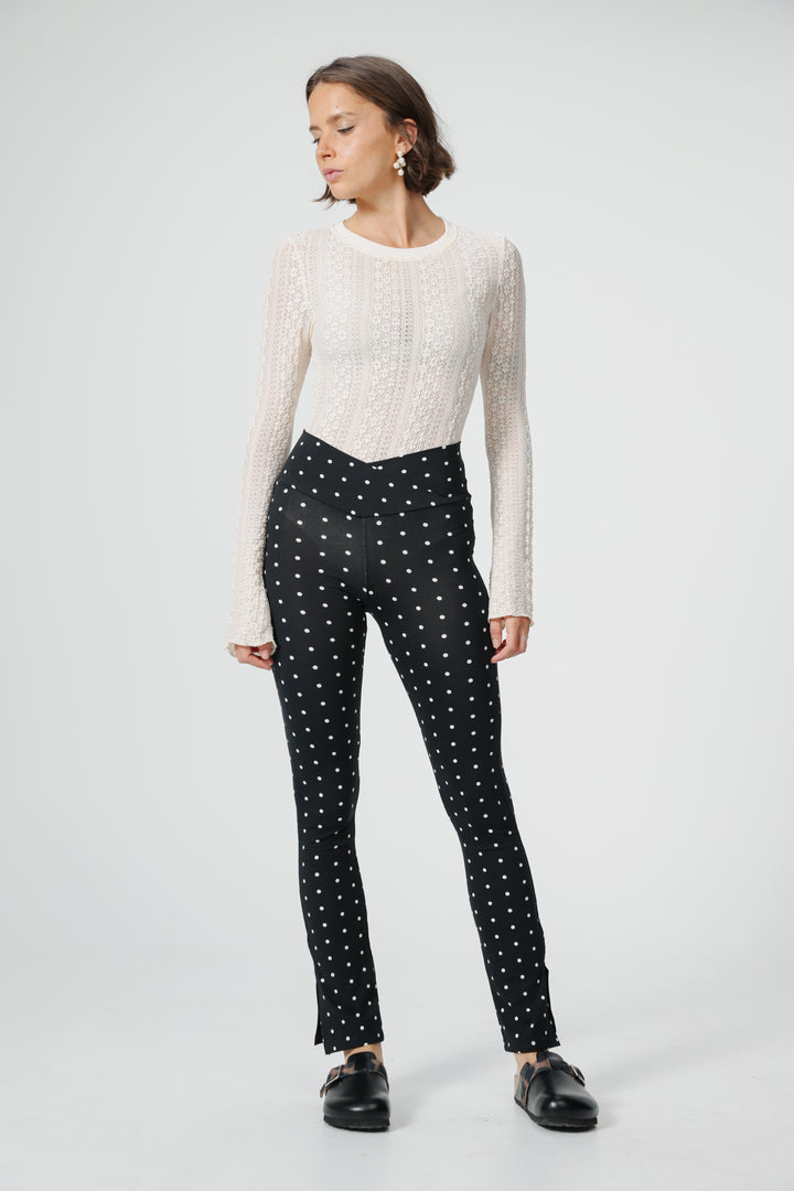 Song Black Dots Leggings