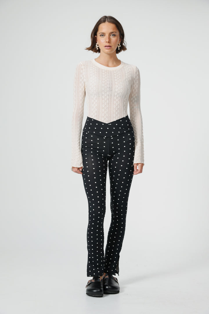 Song Black Dots Leggings